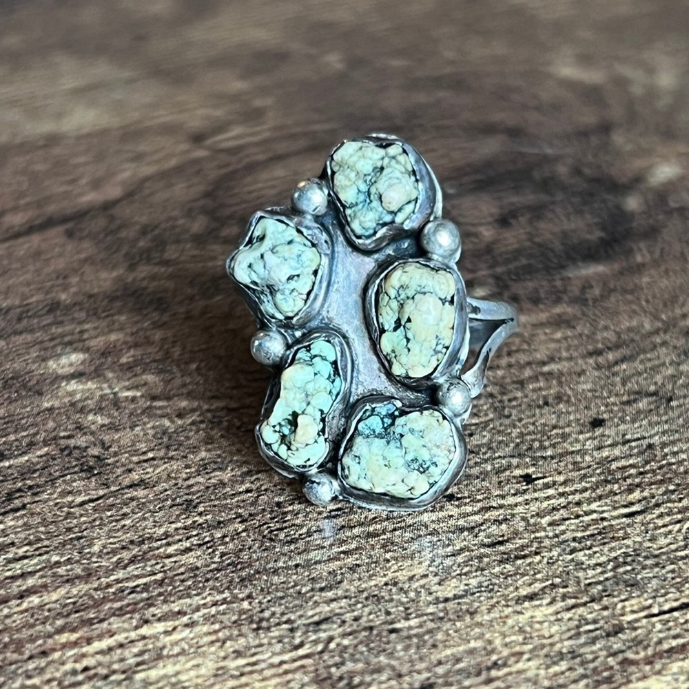 Cluster stone ring - Picture 3 of 10